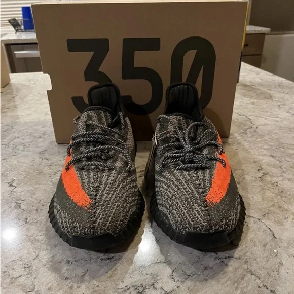 Adidas Yeezy Boost 350 v2 Carbon Beluga